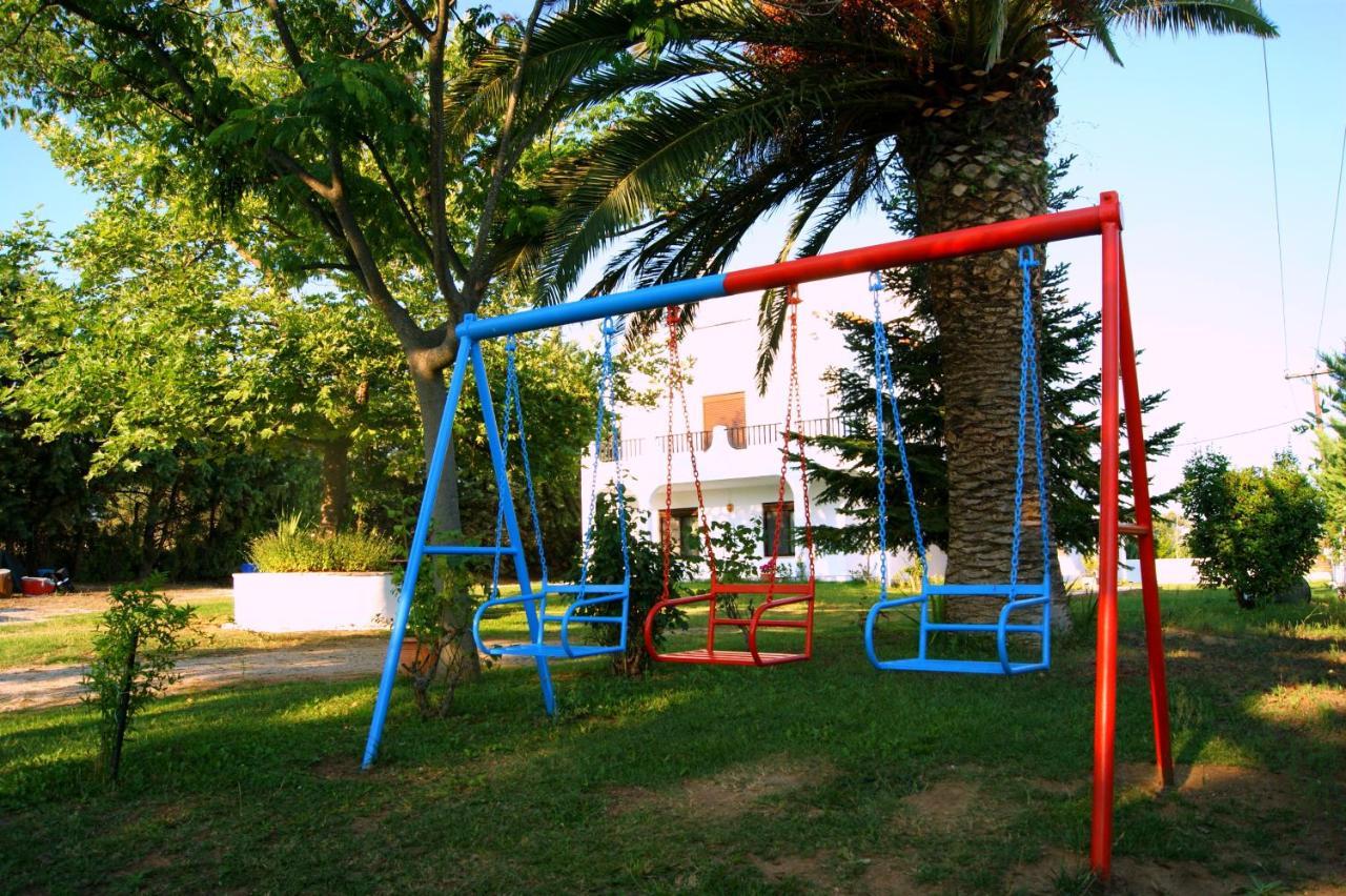 Simplicity At Iris Accommodation Psakoudia Bagian luar foto