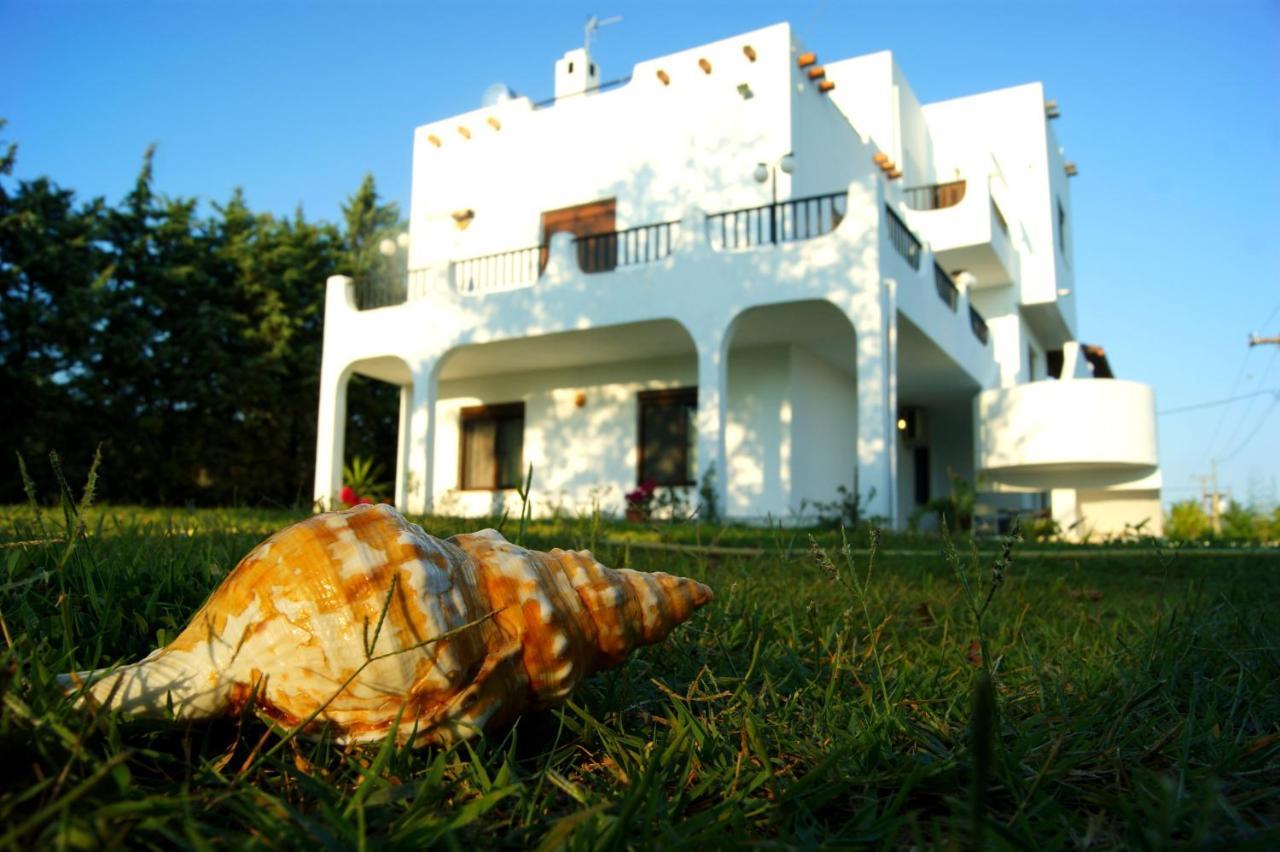Simplicity At Iris Accommodation Psakoudia Bagian luar foto