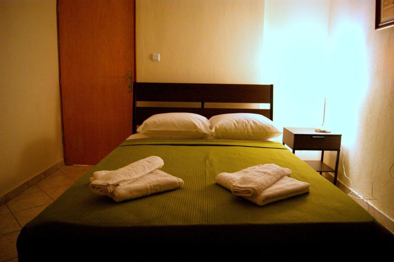 Simplicity At Iris Accommodation Psakoudia Ruang foto