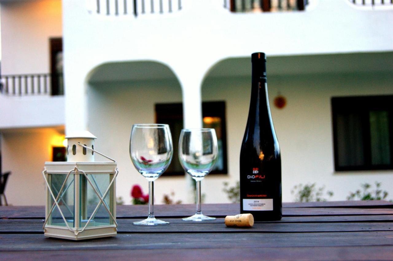 Simplicity At Iris Accommodation Psakoudia Bagian luar foto